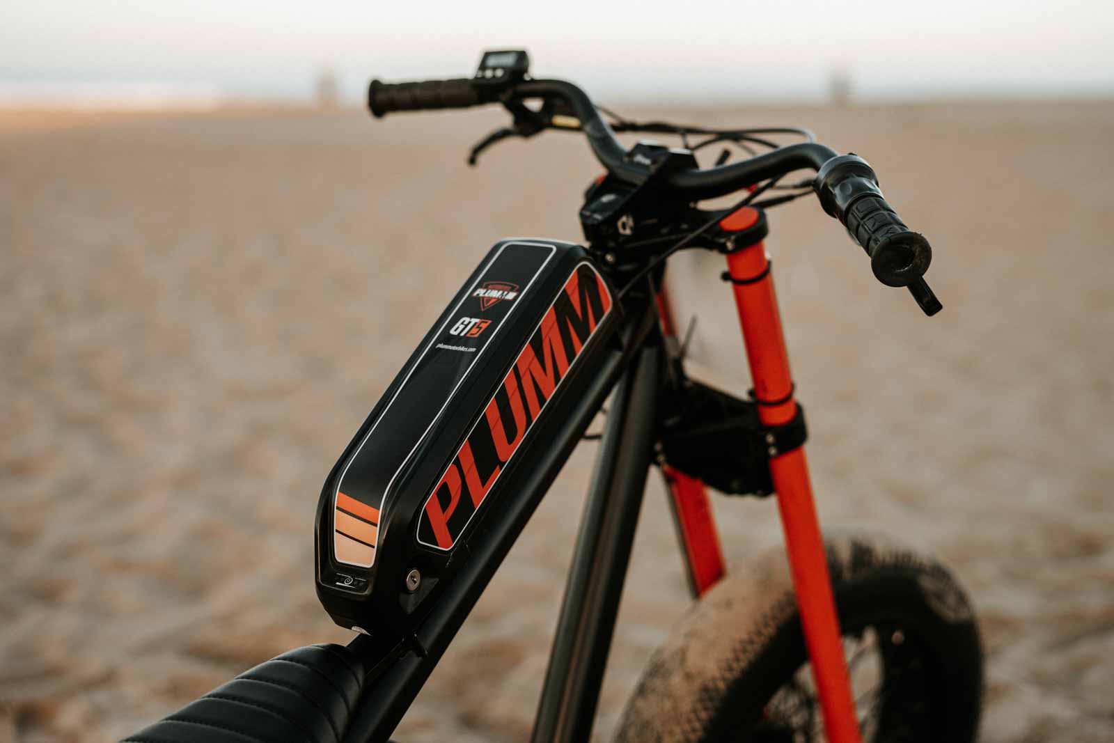 Fatbike - Huntington Beach - ebike - rental - Plummotorbikes - gt5 11